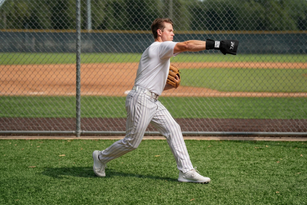 Wearable Throwing Sock: Confined-Throwing and Deceleration Patterns for In-Season Arm Care