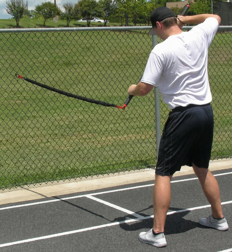 Athlete performing one-sided resisted rows with the KHAOS Pivoter, utilizing elastic rhythmic perturbations to drive lead-side stabilization and kinetic chain organization for increased power.